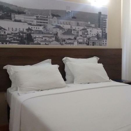 Hotel 494 Oliveira-Mg Kültér fotó